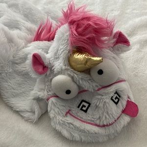 Despicable me unicorn dog concert